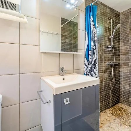 De Camp Cheri * Sommières